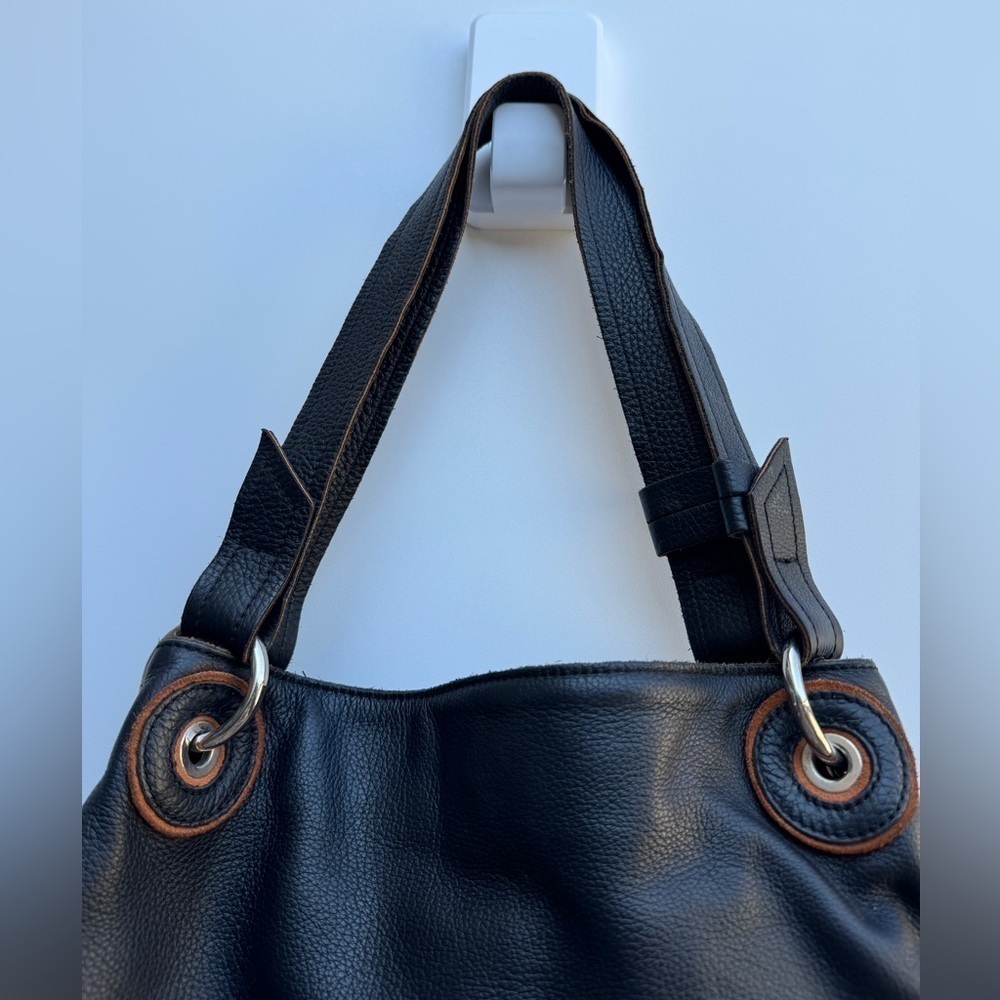 Nicoli Black Pebble Leather Brown Trim Shoulder Bag - Picture 3 of 16
